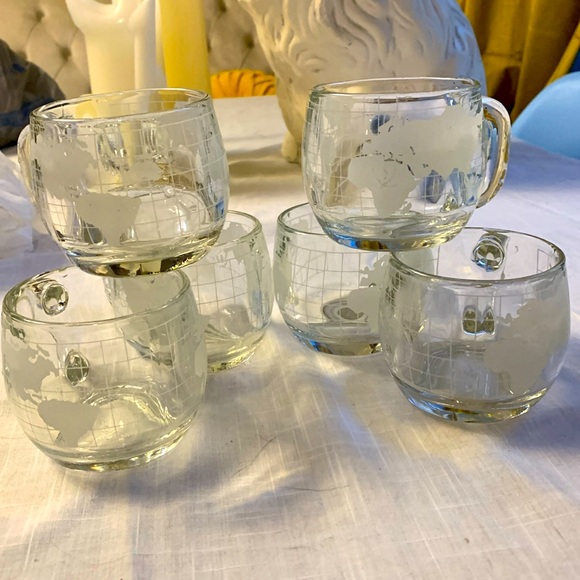 Nestle Globe Mugs - 6 - Picture 2 of 5